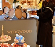 롯데백화점에서 영국 왕실 전통 테이블웨어 '웨지우드'를 만나보세요