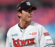 [오피셜]KBO 연봉조정위원회, 결국 주권 손 들었다..2억5000만원 확정