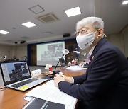 "발사체, 위성 이어 구체적 우주탐사 고민할때"