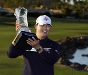 김시우, 17세때 PGA 입성한 그 코스에서 우승컵 들었다