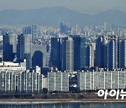 '숨 고르기' 서울 주택시장, 상승 폭 '둔화'..하락 신호탄?
