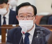 '靑 선거개입 의혹' 송철호 울산시장 檢 재소환