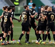 메시 없는 바르셀로나, 엘체에 2-0 완승