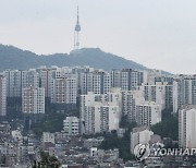 서울 아파트 2채 중 1채는 '9억원 초과'..3년새 2배 늘어