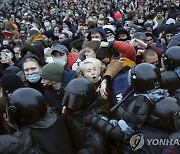 나발니 지지 시위 두고 미-러 충돌.."억압 규탄" vs "내정간섭"(종합)