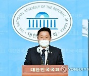 [종합] "정의당 성추행 충격·경악" 與 비판 역풍..野 "적반하장도 유분수"