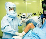 무릎 인공관절 수술, '마코 로봇'으로 안전·정확하게