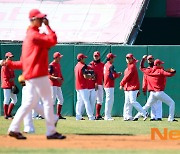 신세계, 와이번스 1352억원에 인수..떠나는 SK "아껴주셔서 감사했다"