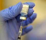 美백신접종 확대 관건인 특수주사기, 생산물량 '한계'