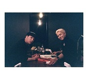 위너 강승윤, 송민호와 다정 투샷 "여행사진 대공개"[★SHOT!]