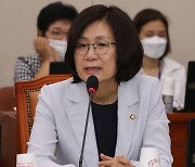 권인숙 "민주당, 정의당 성추행 사건 비난 할 여유 있나"