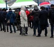 코로나 19, 오후 6시까지 전국서 329명 신규확진