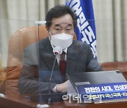 [포토]'더불어민주당 화상 정책의원총회' 주재하는 이낙연 대표