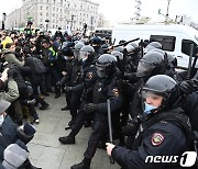 러시아 반푸틴 시위, 이번에는 차원이 다르다
