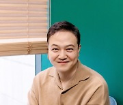 [인터뷰②] '날아라 개천용' 정웅인 "'세친구'로 사랑받아..리부트 찍고파"