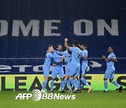 맨시티 '쌍포' 부재에도 5-0 대승.. 리그 1위 등극