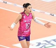 'GS만 만나면' 김연경 흥분, 불 지핀 라이벌전