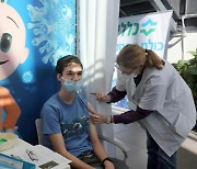 '초스피드 백신 접종' 이스라엘, 16세 미만 접종도 세계 최초?