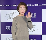 '미나리' 윤여정, 美연기상 20관왕..오스카 레이스 박차(공식)