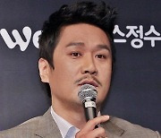 JK김동욱 '뒤란' 하차 심경 "납득 안 가지만.."