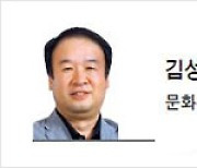 [남산四色] 상식 깨버린 '칠순의 戰神'