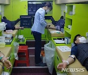 위니아딤채 광주공장 '혈액수급난 극복' 사랑의 헌혈
