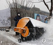 서울시, 자정부터 제설 1단계 발령..내일 1∼5cm 눈 예보