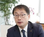 KT 구현모號, '한국판 넷플릭스' 설립해 네이버·카카오 대항