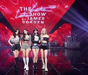 블랙핑크, 'THE SHOW' 콘서트 무대 일부 공개..팬들 기대감↑