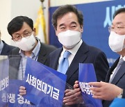 야권 단일화 피로감?..민주당, 서울에서 1위 탈환