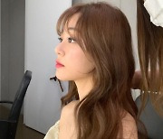 '유지태♥' 김효진, 그린 듯한 옆모습 '고혹美 가득' [SNS★컷]