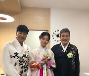 한여름, '우리말 겨루기' 녹화 인증..진성·김종민과 '미소'