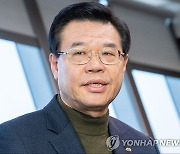 용산주민단체 "'부정채용 의혹' 성장현 검찰 고발"