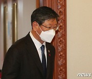 경찰, '이용구 봐주기 의혹' 서초서 지휘 라인 송두리째 조사