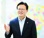 "여의도 아파트 재건축 새 서울시장에게 강력 전달"
