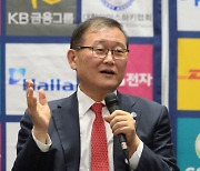 "한국 아이스하키 역사의 한페이지로 만족"