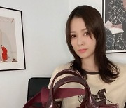 '권상우♥' 손태영, 일상 속 고혹美 작렬 "주인공은 바로"