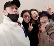 심진화♥김원효, 오늘도 결혼 바이럴.."두 엄마와 가족사진"[★해시태그]