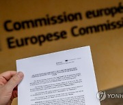 BELGIUM EU COMMISSION ASTRAZENECA CONTRACT