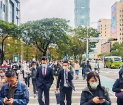 방역 성공·반도체 덕에 3% 성장..'닮은꼴' 대만의 질주(종합)