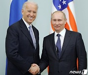 푸틴, 미·러 핵감축협정 '뉴스타트' 5년 연장안 서명
