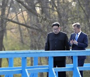 민주당 "북한 원전 구상, MB정권서 처음 언급"