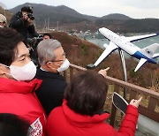 가덕도 둘러보는 김종인