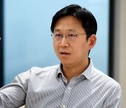 "LG의 미래 이끌 'AI 전사' 3년내 1000명 키우겠다"