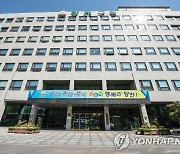 서울 신정3동 새 아파트 입주민 위해 야간민원창구 운영