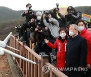 가덕도 민심 달래기 나선 국민의힘