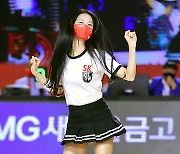 [MD포토] 치어리더 박기량 '발랄 댄스 응원전'