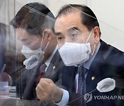 북한 원전 추진 의혹 간담회 발언하는 태영호 의원