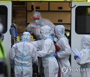 Virus Outbreak Czech One Million Cases