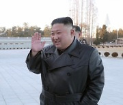 북한도 '아스트라제네카' 맞는다..김정은 1호 접종 하나